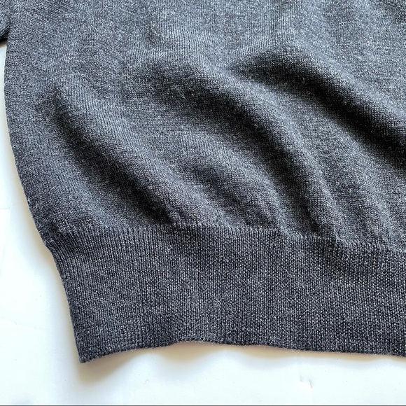 HP✨ Garrett Scott Extra Fine Merino Sweater - Picture 2 of 6
